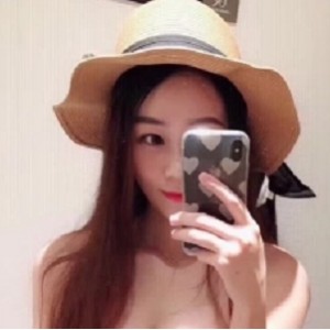 奇妙禁忌！大一女神Fiona与媚黑某处C的精彩jin qu之旅