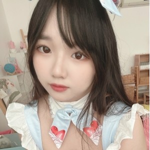 Onlyfans资源：童颜大罩杯，价值数百刀，1.5G百度盘