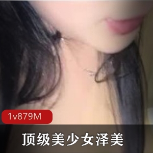 美少女在网吧包厢中激战