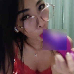 FannyLyOnlyFans刘玥闺蜜李月如合集13v8.19G百度盘