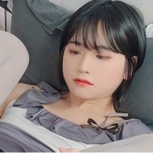 OnlyFans韩国TS主播Lua超美视频大合集34V4.9G